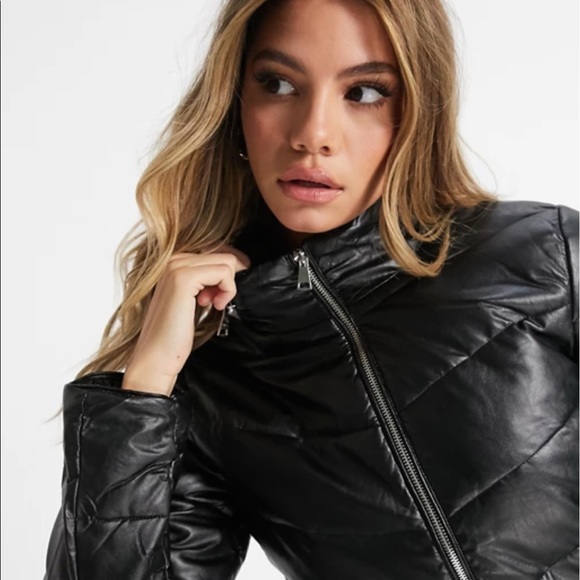Bloggers Fav 5⭐ Sydni Black Quilted Puffer Jacket - Picture 5 of 11